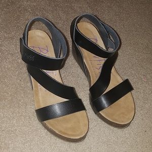 Strappy sandals